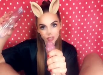 Teen Beauty Instagram Cosplay Swallow