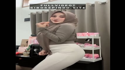 Bokep Indo Gangbang Hijab Tobrut Lagi Mabuk